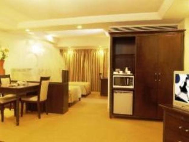 The Ambience Hotel プネ エクステリア 写真